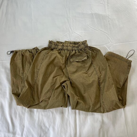 Urban Outfitters Tan Khaki Parachute Wide Leg Lightweight Pants | Size S - Picture 5 of 7